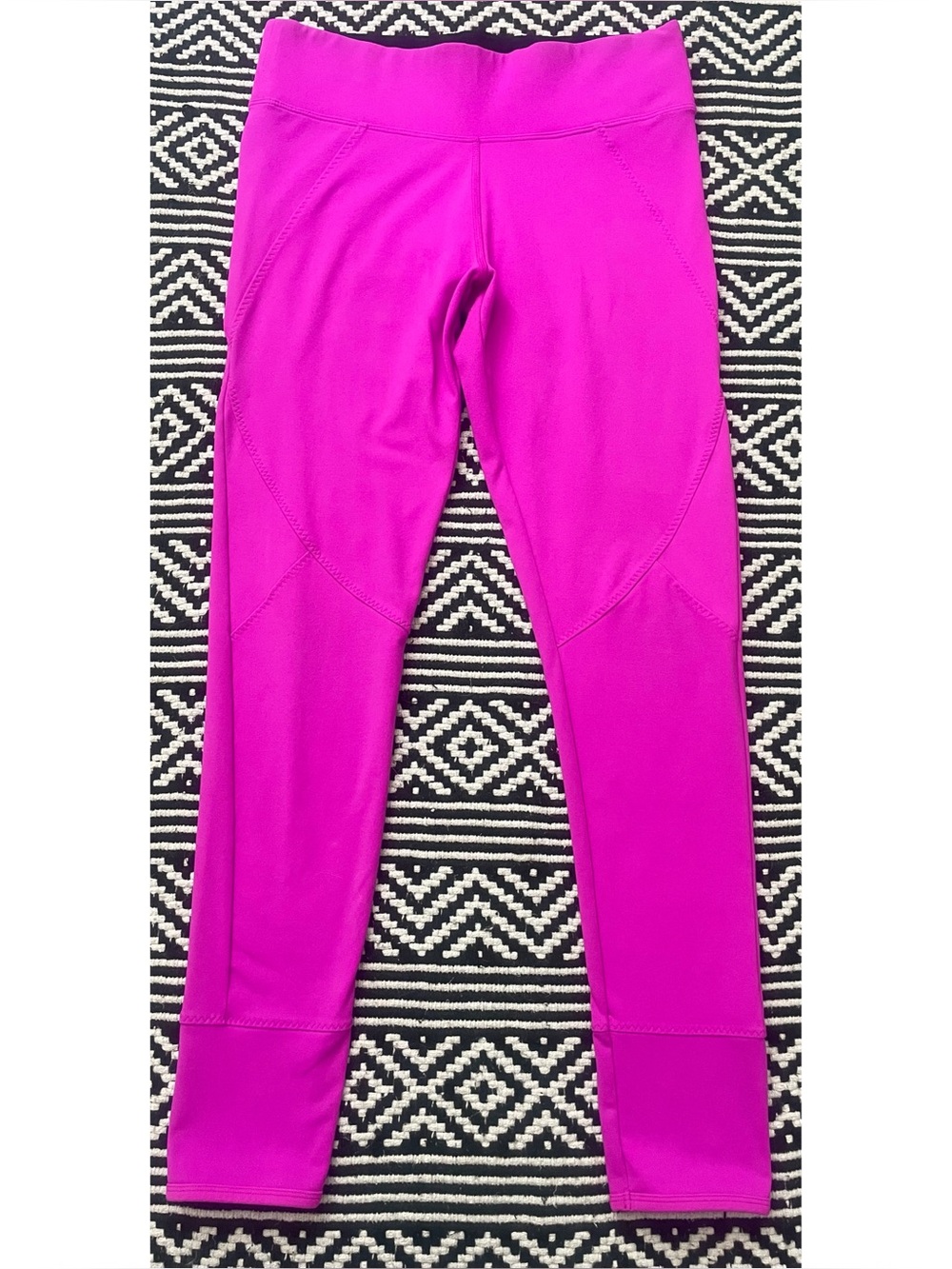 PINK Victoria’s Secret Fuschia Ultimate Athletic Leggings